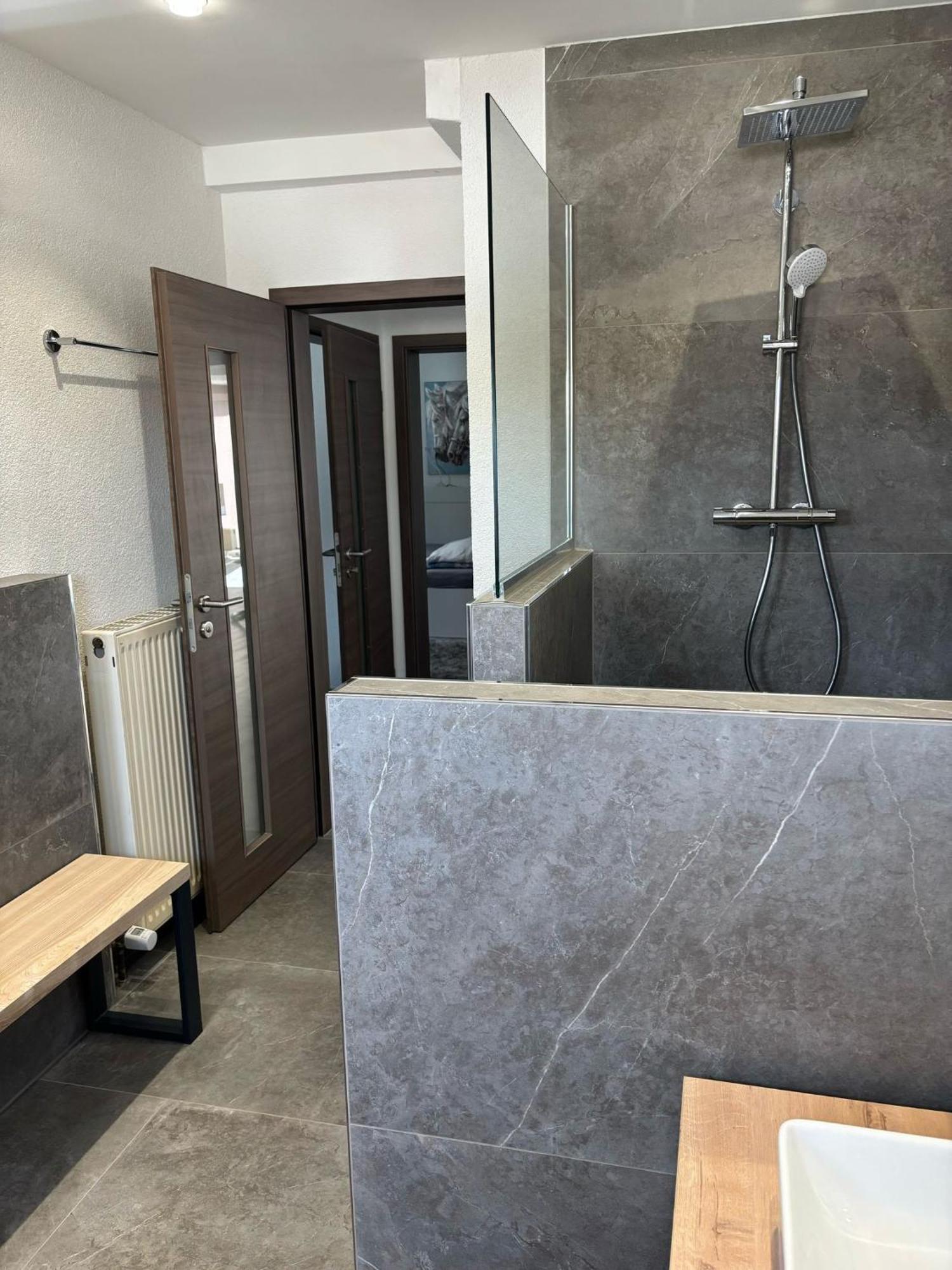 Business Ho 03 Appartement Neckarsulm Buitenkant foto